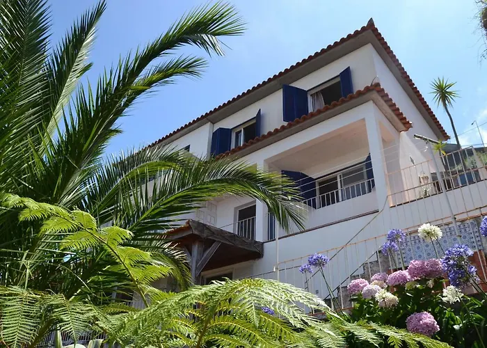 Holiday House 4 You